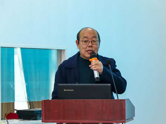 引傳統(tǒng)生產(chǎn)走新路,促轉(zhuǎn)型發(fā)展開新局——河南省肥料協(xié)會(huì)2020年年會(huì)在新鄉(xiāng)召開! 引傳統(tǒng)生產(chǎn)走新路,促轉(zhuǎn)型發(fā)展開新局——河南省肥料協(xié)會(huì)2020年年會(huì)在新鄉(xiāng)召開!